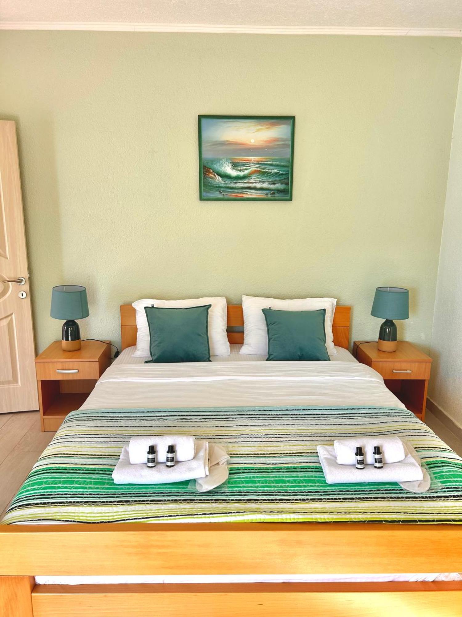 Hotel Victoria Bar Zewnętrze zdjęcie