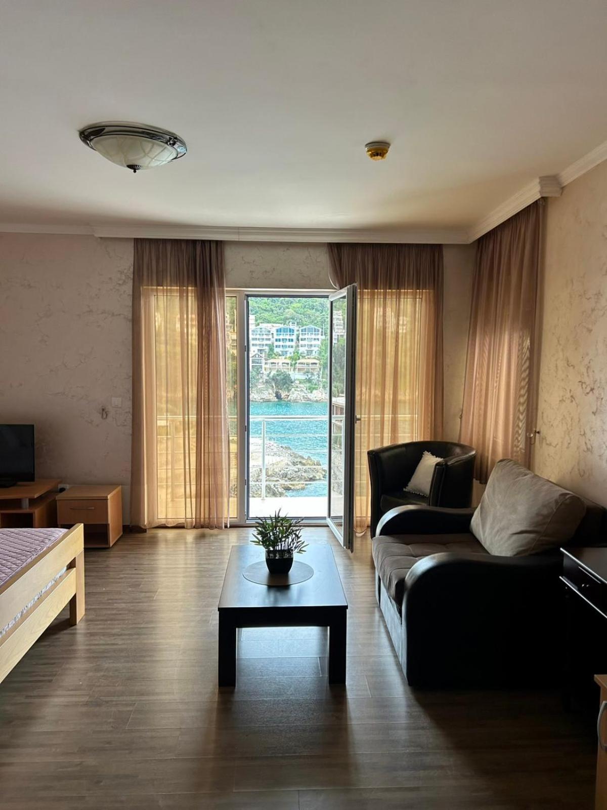 Hotel Victoria Bar Zewnętrze zdjęcie